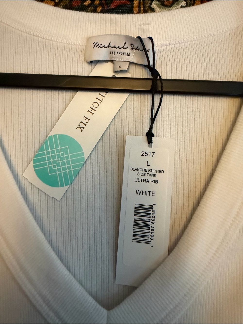 Michael Stars White V-Neck Ribbed Tank - Picture 4 of 9